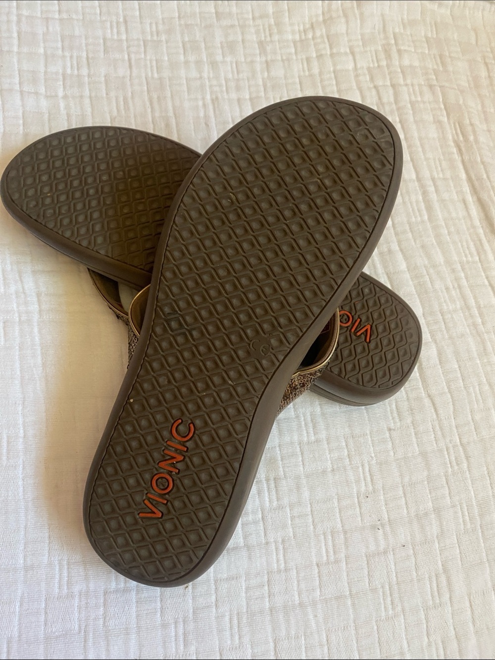 VIONIC Women’s Sequin Strap Flip Flop Sandals - Gold Brown - Picture 5 of 7